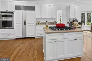157 Christopher Dr, Princeton, NJ 08540 - Photo 10