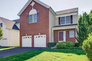 30 Lockwood Dr, Princeton, NJ 08540 - Photo 1