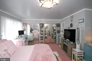 19 N Dunmoor, Hamilton Township, NJ 08690 - Photo 8