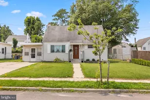 9 Soloff, Hamilton Township, NJ 08610 - Photo 1