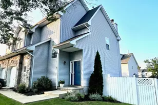 8 Bonnie Ct, Lawrence Township, NJ 08648 - Photo 2