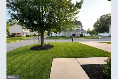 8 Bonnie Court, Lawrence Township, NJ 08648 - Photo 4