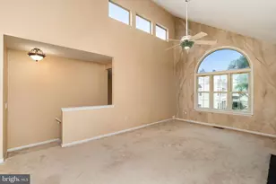 5 Mill Run W, Hightstown, NJ 08520 - Photo 6