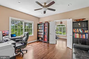 42 Christopher Dr, Princeton, NJ 08540 - Photo 26