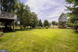 8 Amberfield Rd, Robbinsville, NJ 08691 - Photo 34