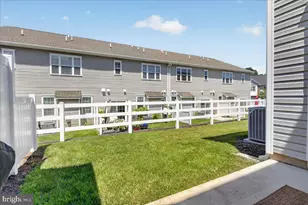 33 Tucker Way, Pennington, NJ 08534 - Photo 32