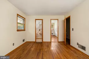 281 Windsor Rd, Hightstown, NJ 08520 - Photo 14