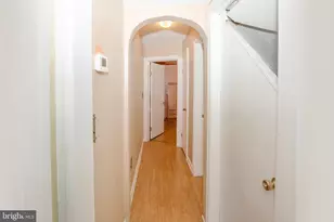 32 Holmes Ave, Hamilton Township, NJ 08610 - Photo 12