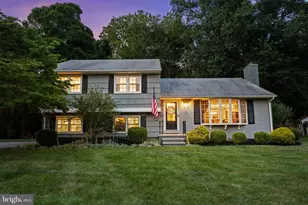10 Boxwood Ct, Ewing Township, NJ 08628 - Photo 2