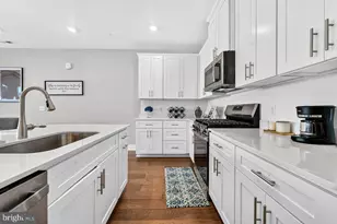 146 Leona Stewart Ln, Pennington, NJ 08534 - Photo 14