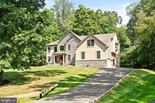 12 Mountainview Ct, Ewing Township, NJ 08628 - Photo 1