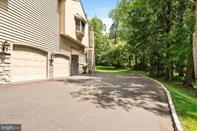 12 Mountain View Court, Ewing Township, NJ 08628 - Photo 4