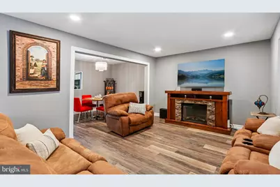 885 Jamestown, East Windsor Township, NJ 08520 - Photo 6