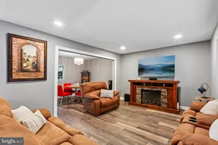 885 Jamestown, East Windsor Township, NJ 08520 - Photo 6