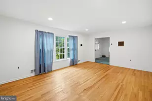 7 Hathaway Dr, Princeton Junction, NJ 08550 - Photo 10