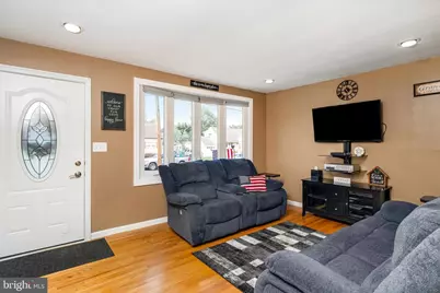 67 Wickom Avenue, Hamilton Township, NJ 08690 - Photo 6