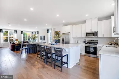 148 Ada Hightower Avenue, Pennington, NJ 08534 - Photo 2