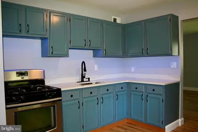 124 Stratford Avenue, Trenton, NJ 08618 - Photo 4
