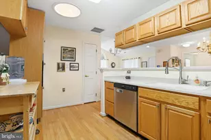 214 Point Ct, Lawrenceville, NJ 08648 - Photo 16