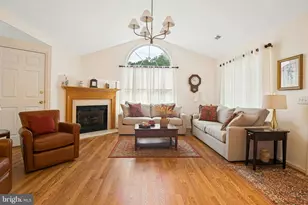 214 Point Ct, Lawrenceville, NJ 08648 - Photo 4