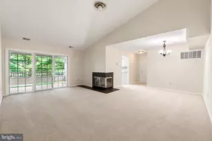 107 Lassen Ct, Princeton, NJ 08540 - Photo 2