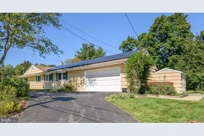 2176 Pennington Road, Trenton, NJ 08638 - Photo 14