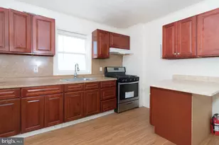 227 S Johnston Ave, Hamilton Township, NJ 08609 - Photo 8