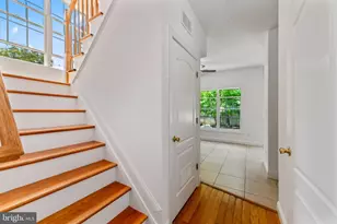 9 Perry L Drew Pl, Hightstown, NJ 08520 - Photo 4