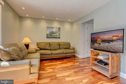 726 Twin Rivers Drive N, East Windsor Township, NJ 08520 - Photo 10
