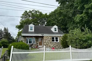 817 Lake Dr, Lawrence Township, NJ 08648 - Photo 1