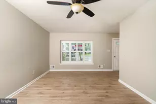 9 Ashford Ct, Robbinsville, NJ 08691 - Photo 10