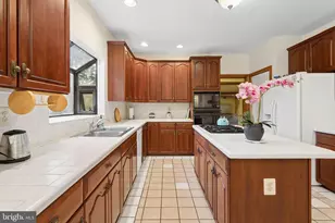 1 Chesapeake Ct, Princeton Junction, NJ 08550 - Photo 26