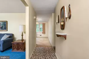 25 Black Pine Dr, Hamilton Township, NJ 08610 - Photo 2