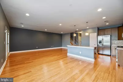 1 N Commerce Square #111, Robbinsville Township, NJ 08691 - Photo 6