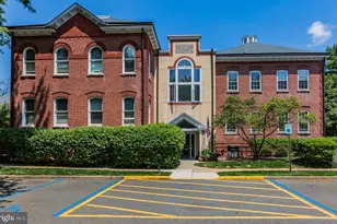 5 Academy Ct, Pennington, NJ 08534 - Photo 1