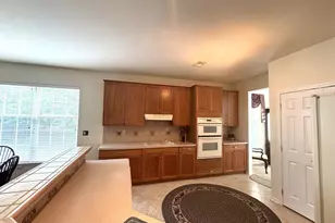 11 Lucaya Cir, Hamilton Township, NJ 08691 - Photo 14
