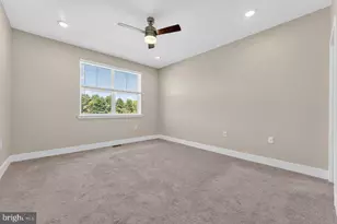 207 Aaron Truehart Wy, Titusville, NJ 08560 - Photo 14