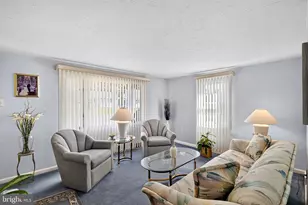 77 Sadie St, Hamilton Township, NJ 08619 - Photo 6