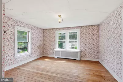 128 Center Street, Hightstown, NJ 08520 - Photo 18
