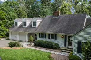 42 Harbourton Woodsville, Pennington, NJ 08534 - Photo 2