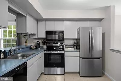 2 Pinewood, Hamilton Township, NJ 08690 - Photo 8