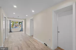 229 Parkinson, Hamilton Township, NJ 08609 - Photo 16
