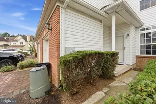 37 Shelley Cir, East Windsor Township, NJ 08520 - Photo 6