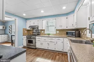 707 President Ave, Lawrence, NJ 08648 - Photo 12