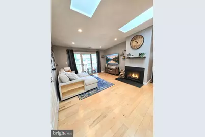 31 Hemlock Court, Hamilton Township, NJ 08619 - Photo 1