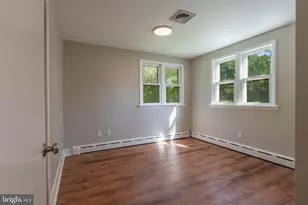 360 Hollowbrook, Ewing Township, NJ 08638 - Photo 10