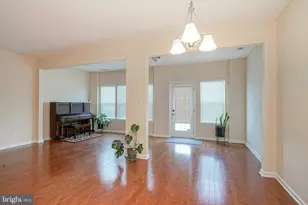 56 Sundance Dr, Hamilton Township, NJ 08619 - Photo 4