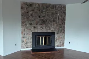 422 Wood Mill Dr, East Windsor Township, NJ 08512 - Photo 4