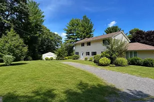121 Rabbit Hill Rd, Princeton Junction, NJ 08550 - Photo 2