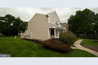 6 Wellington, East Windsor Township, NJ 08520 - Photo 4